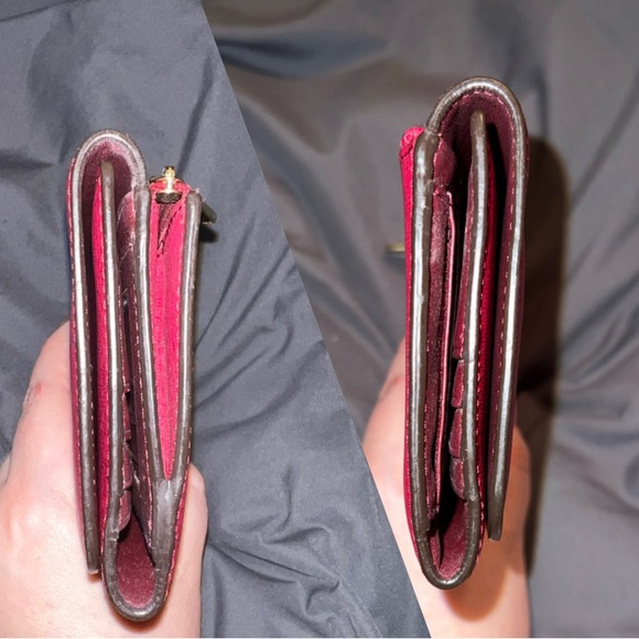 BEAUTIFUL Red Coach Wallet - Picture 5 of 11
